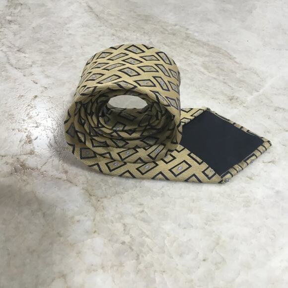 IZOD SILK TIE - Picture 6 of 6